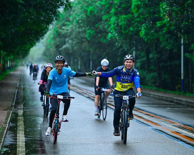 800名骑浩瀚体育平台手“骑乐黄江”大湾区自行车骑行嘉年华走进东莞(图4)